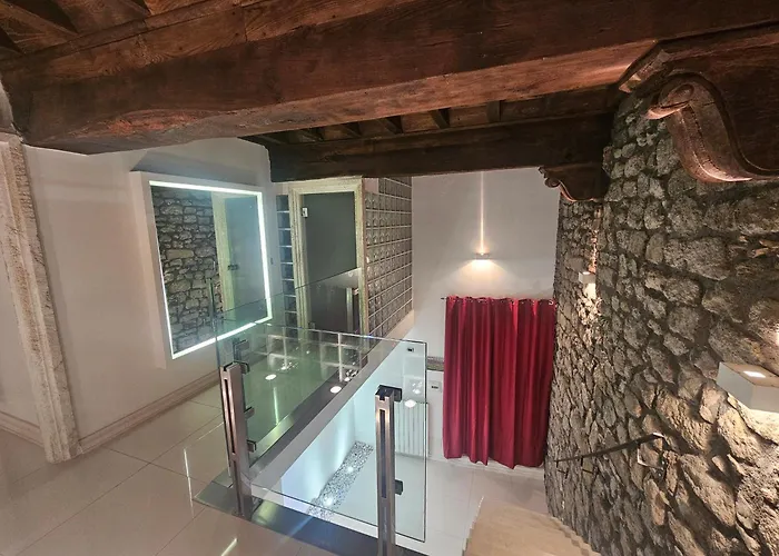 White Loft & Spa